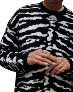 Skellicat Crewneck Sweater - ALLSAINTS -Fashion Clothing AllSaints 13030796 fpx